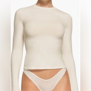 Skims (B8) long sleeve stretch cotton t-shirt NWT MARBLE size S